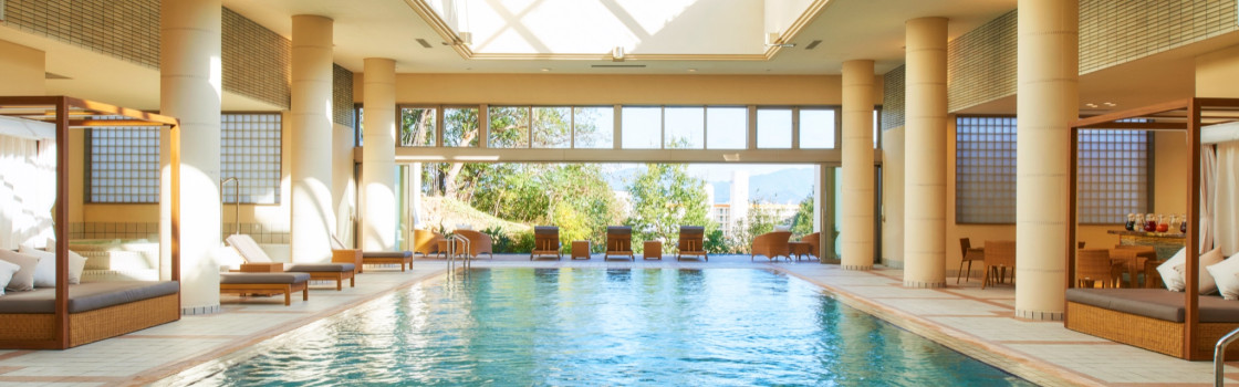 室内温水プール