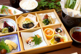 朝食