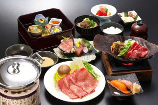 飛騨牛づくし御膳イメージ